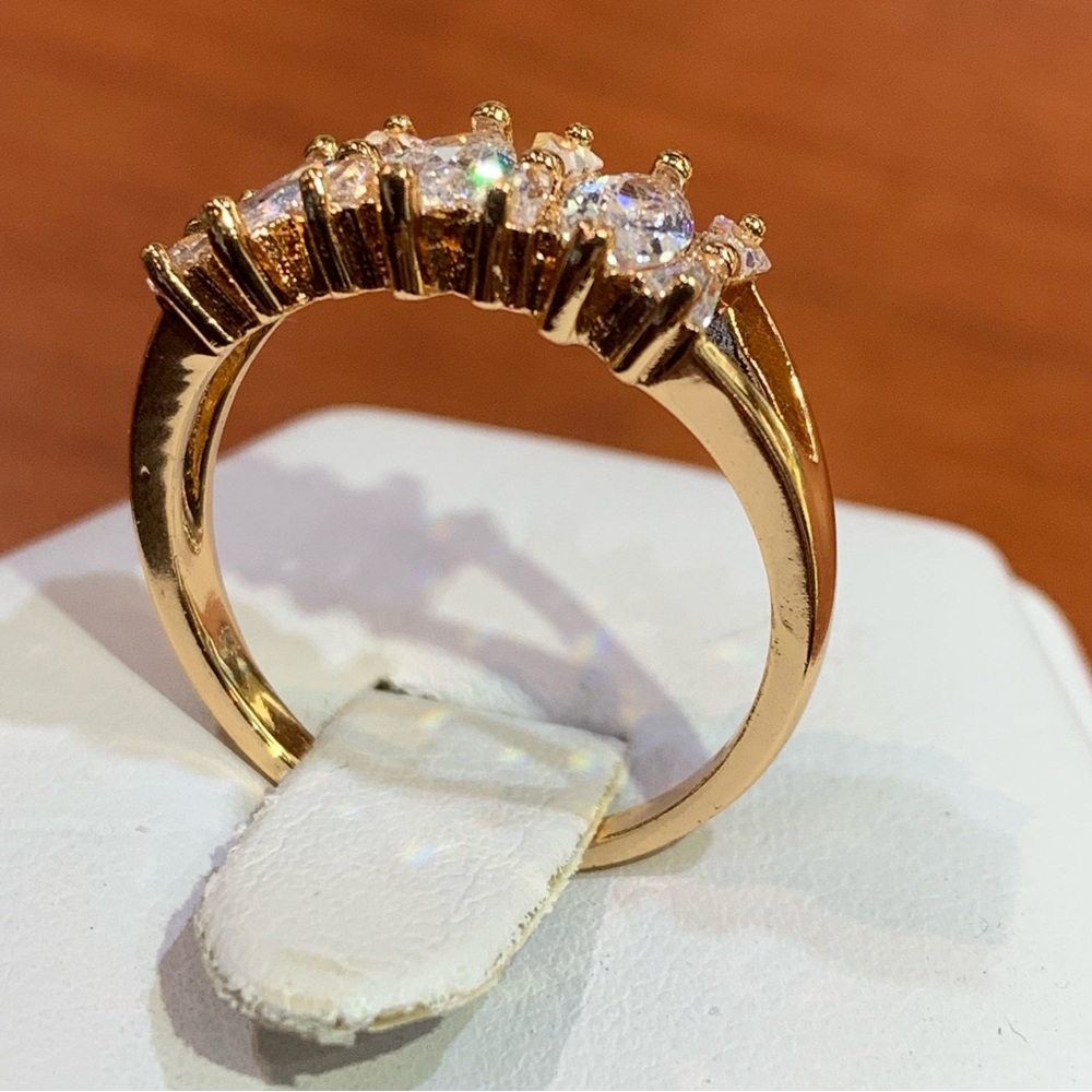 18k yellow gold-plated on base metal Marquise Cut Gemstone ring size 8 - Picture 6 of 10